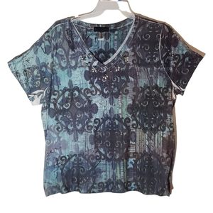 Appropriate Behavior women’s size 4X purple/multicolor studded top. 961